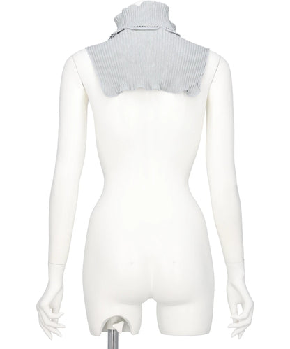 CRISP ATTACHED COLLAR