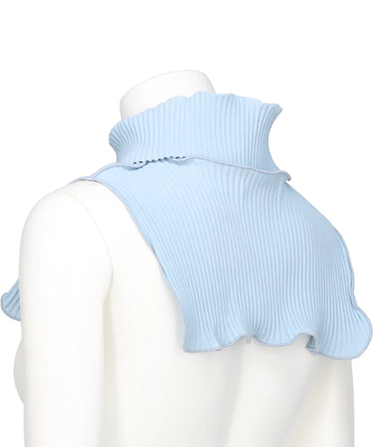 CRISP ATTACHED COLLAR