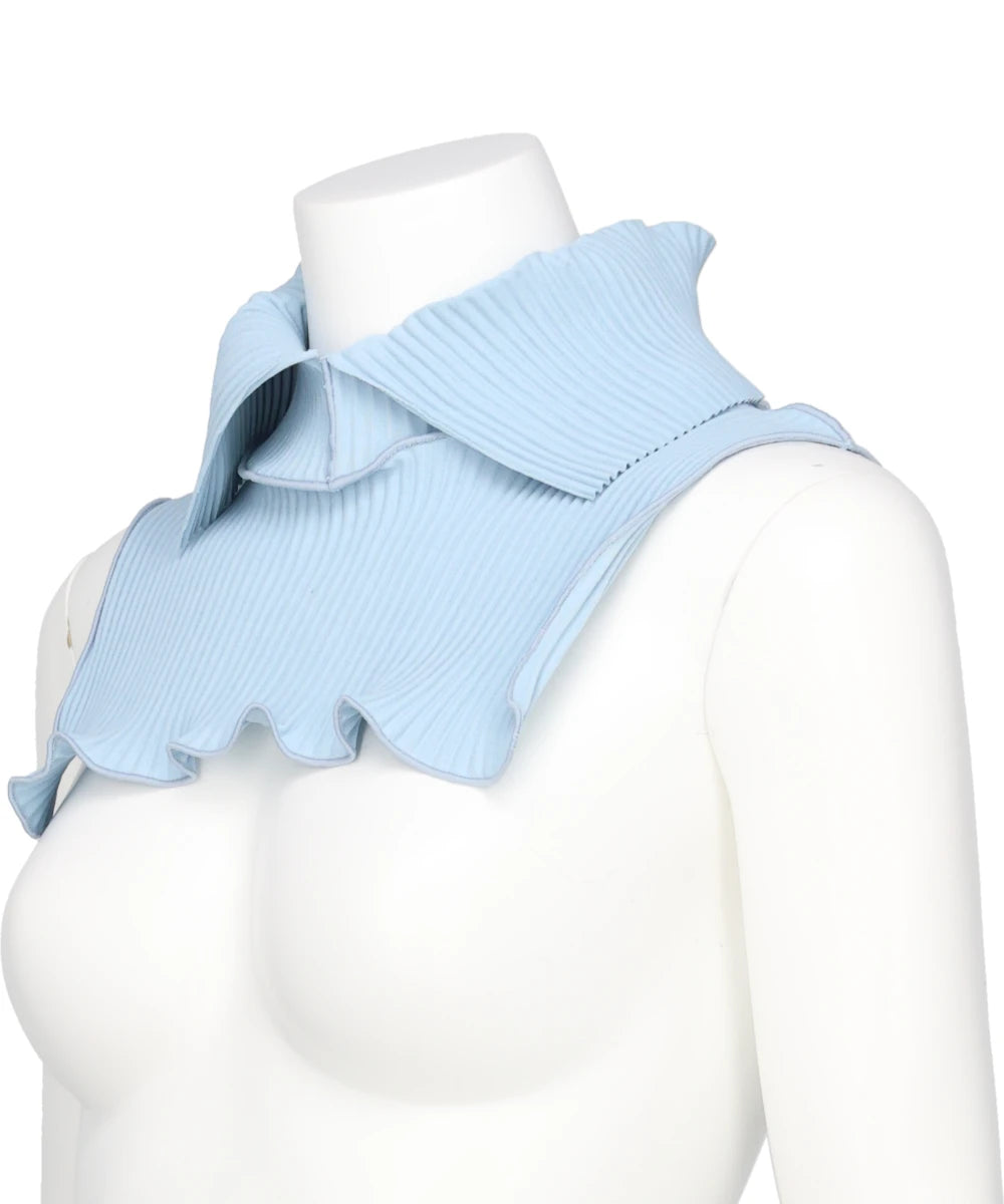 CRISP ATTACHED COLLAR