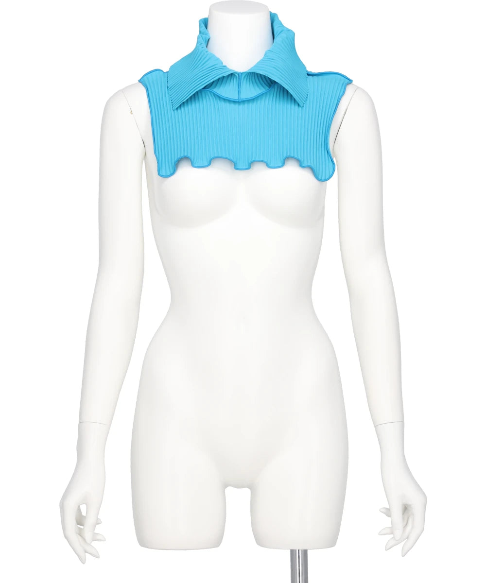 CRISP ATTACHED COLLAR