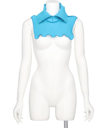 CRISP ATTACHED COLLAR