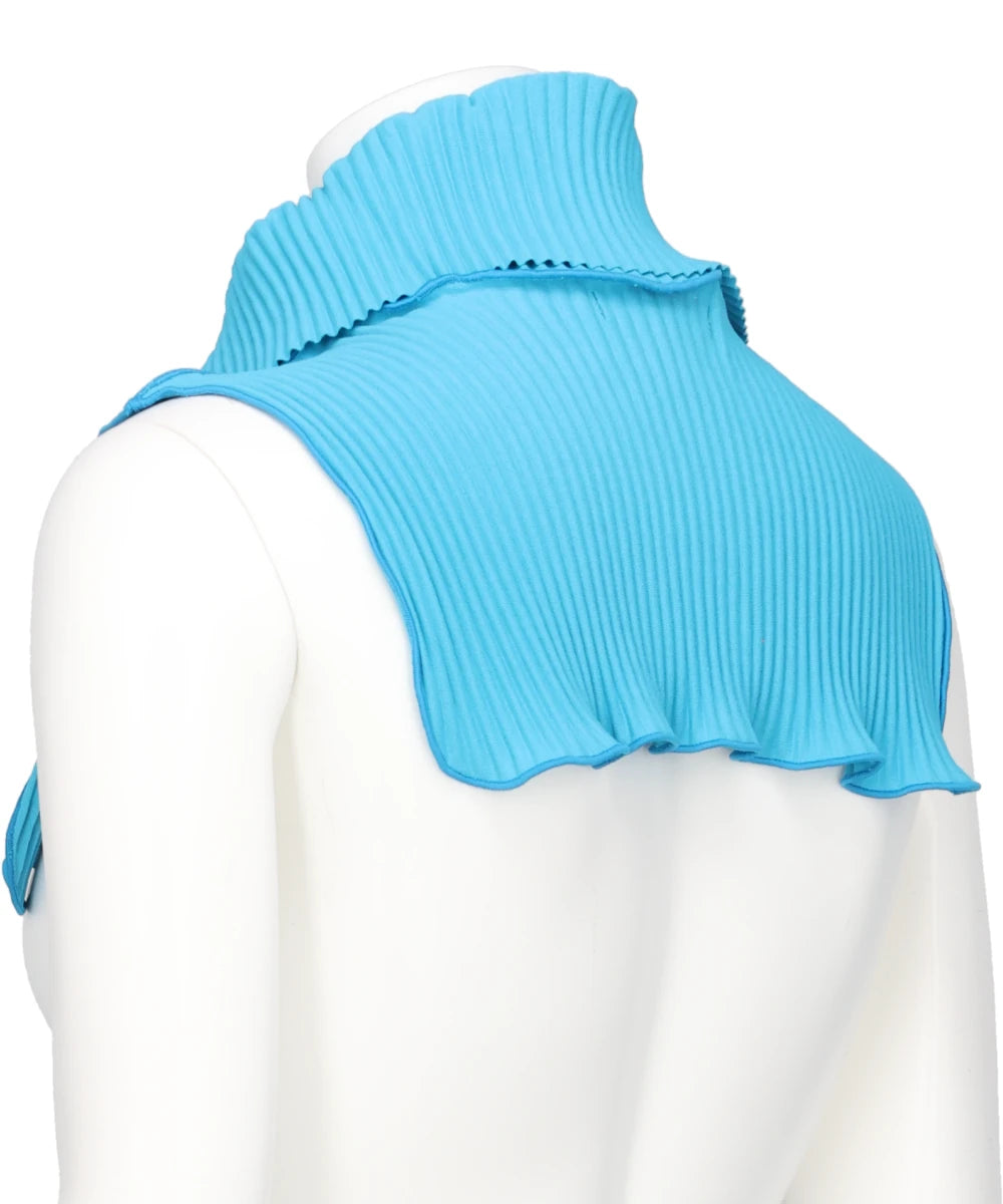 CRISP ATTACHED COLLAR