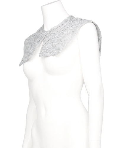 BATTEN LACE NECK