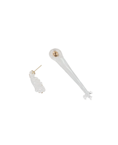 FLORAL MOTIF HANDCRAFTED GLASS EARRING