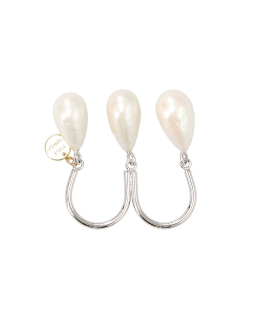TRIPLE PEAL RING
