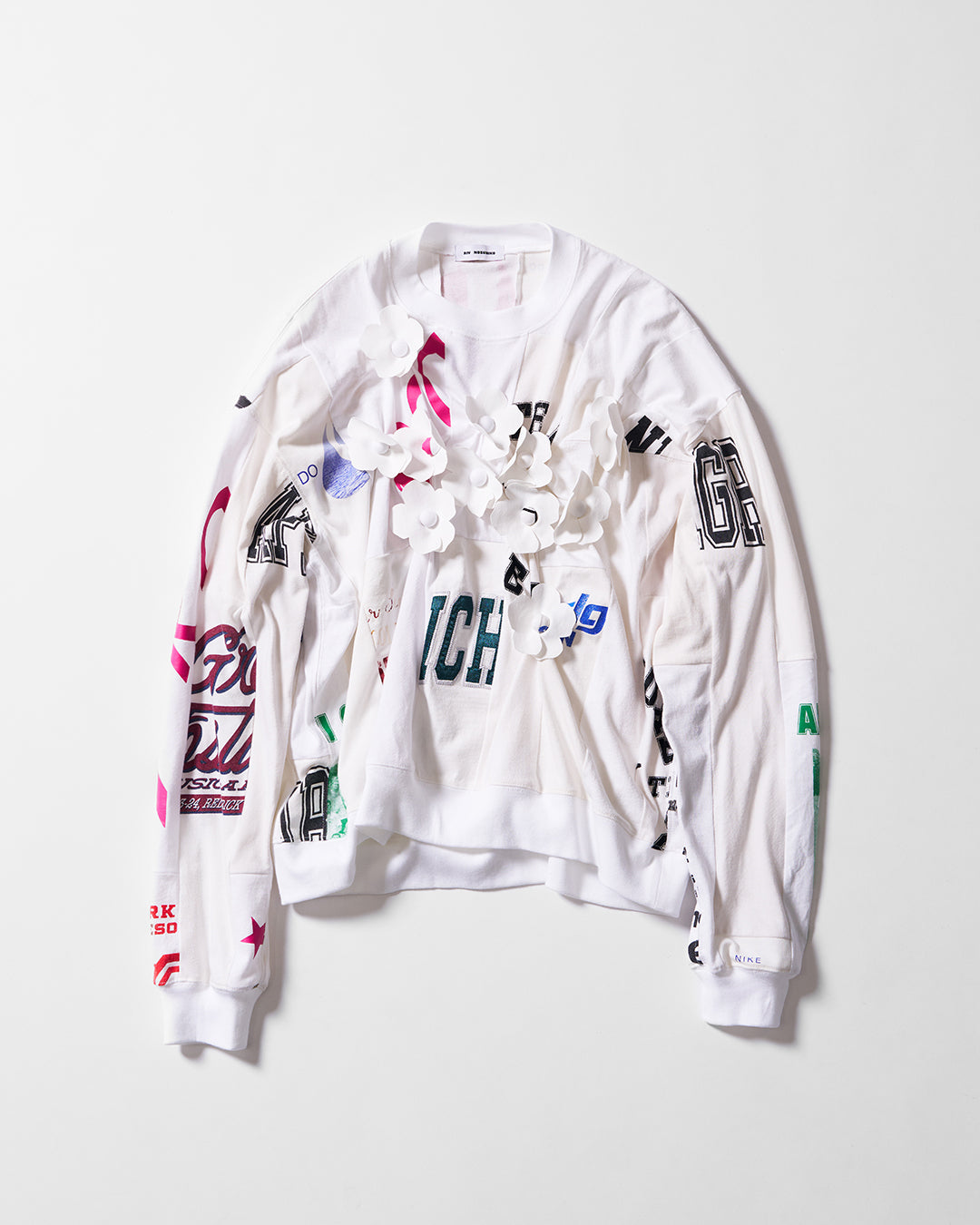 Designer:River Garam Jang / Nobuhiko Kohama