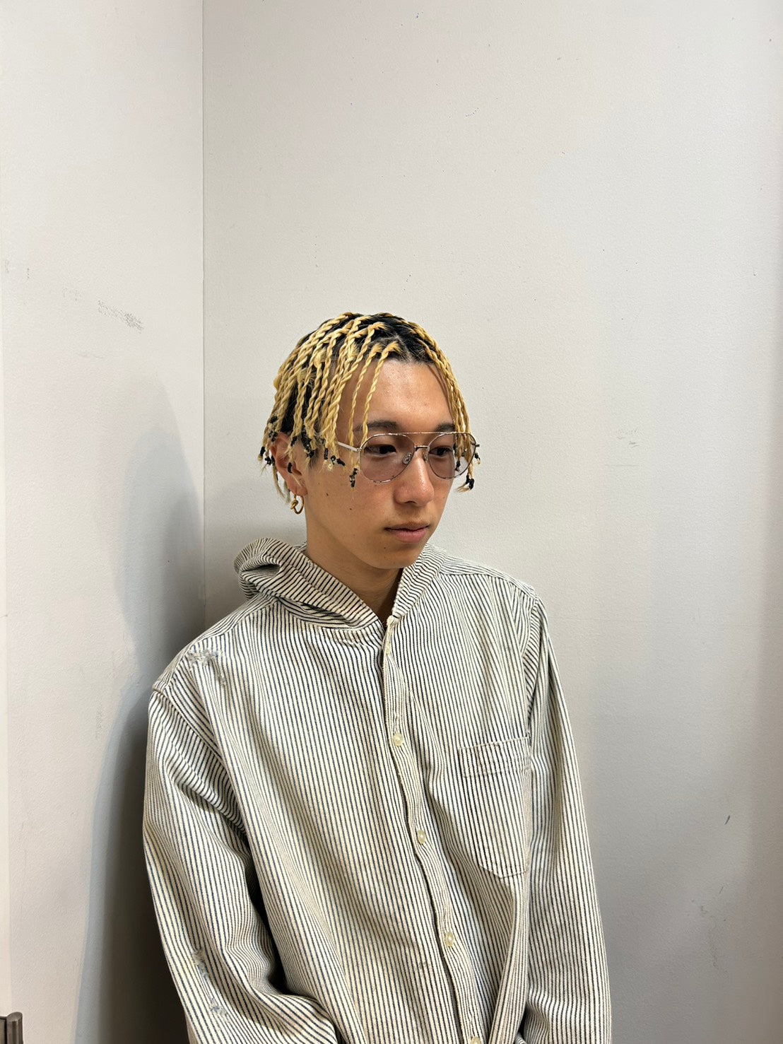 B0042/SILVER-L.GRAY