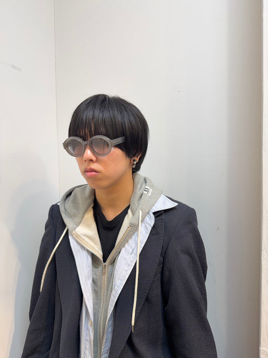 BE004/RHINO-M.GRY