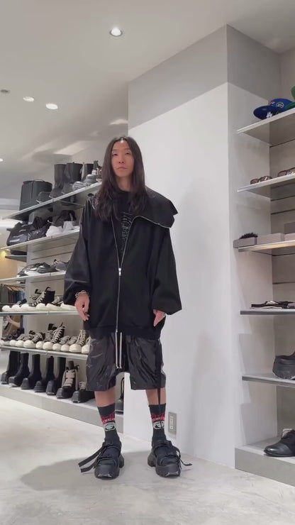 MOUNTAIN HUN HOODIE - BLACK