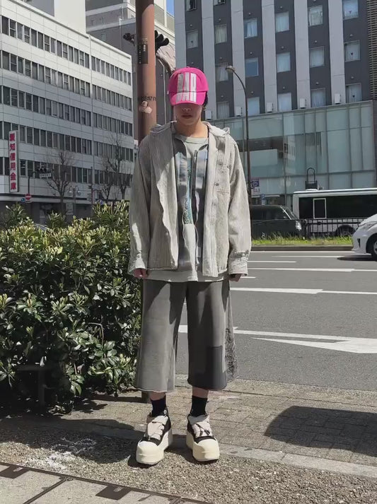 FLOWER EMBROIDERY SWEAT SHORTS