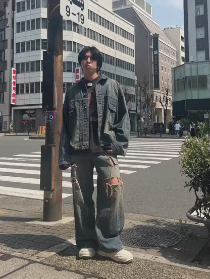 "BUTTON EYE DOLL" H-S TAG TEE