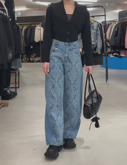 DAMASK-JACQUARD DENIM CURVE-FITHIGH-RISE JEANS