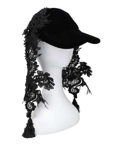 BLACK LEI BEADS VELOUR CAP