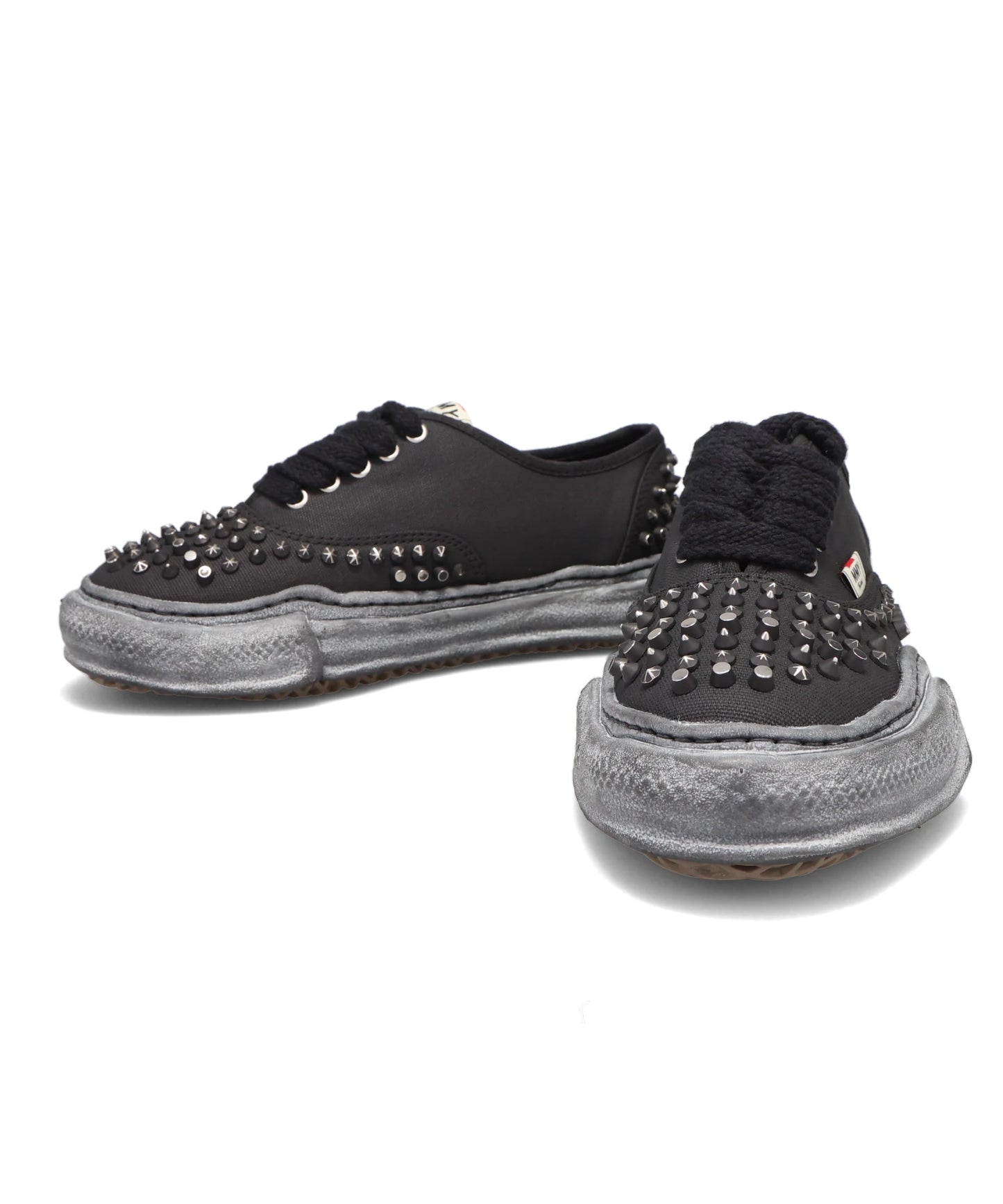 BAKER/ORIGINAL SOLE STUDDED PAINT CANVAS LOW-TOP SNEAKER