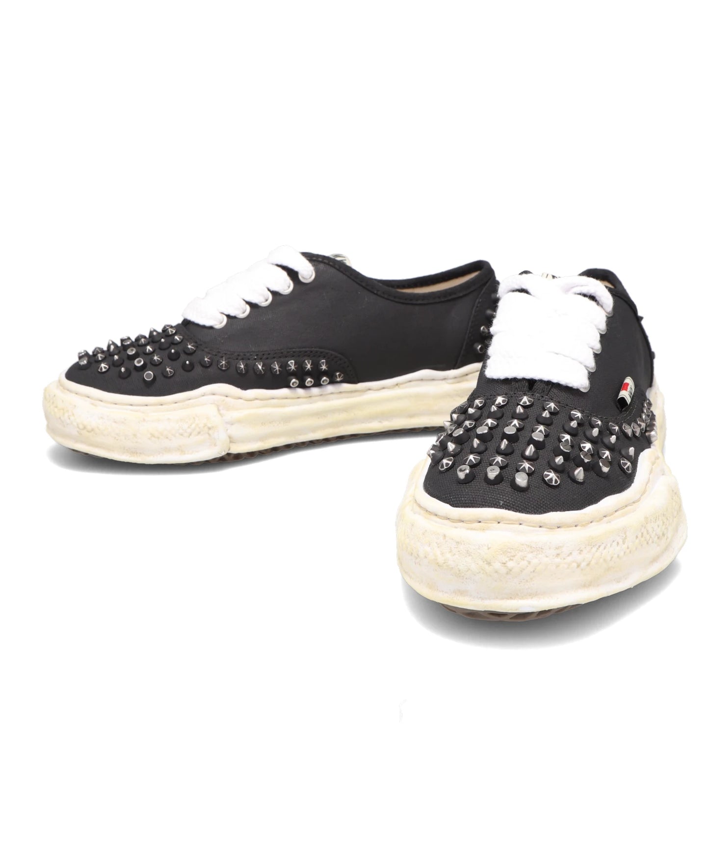 BAKER/ORIGINAL SOLE STUDDED PAINT CANVAS LOW-TOP SNEAKER