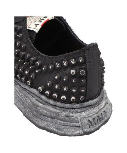 PETERSON 23/ORIGINAL SOLE STUDDED PAINT CANVAS LOW-TOP SNEAKER