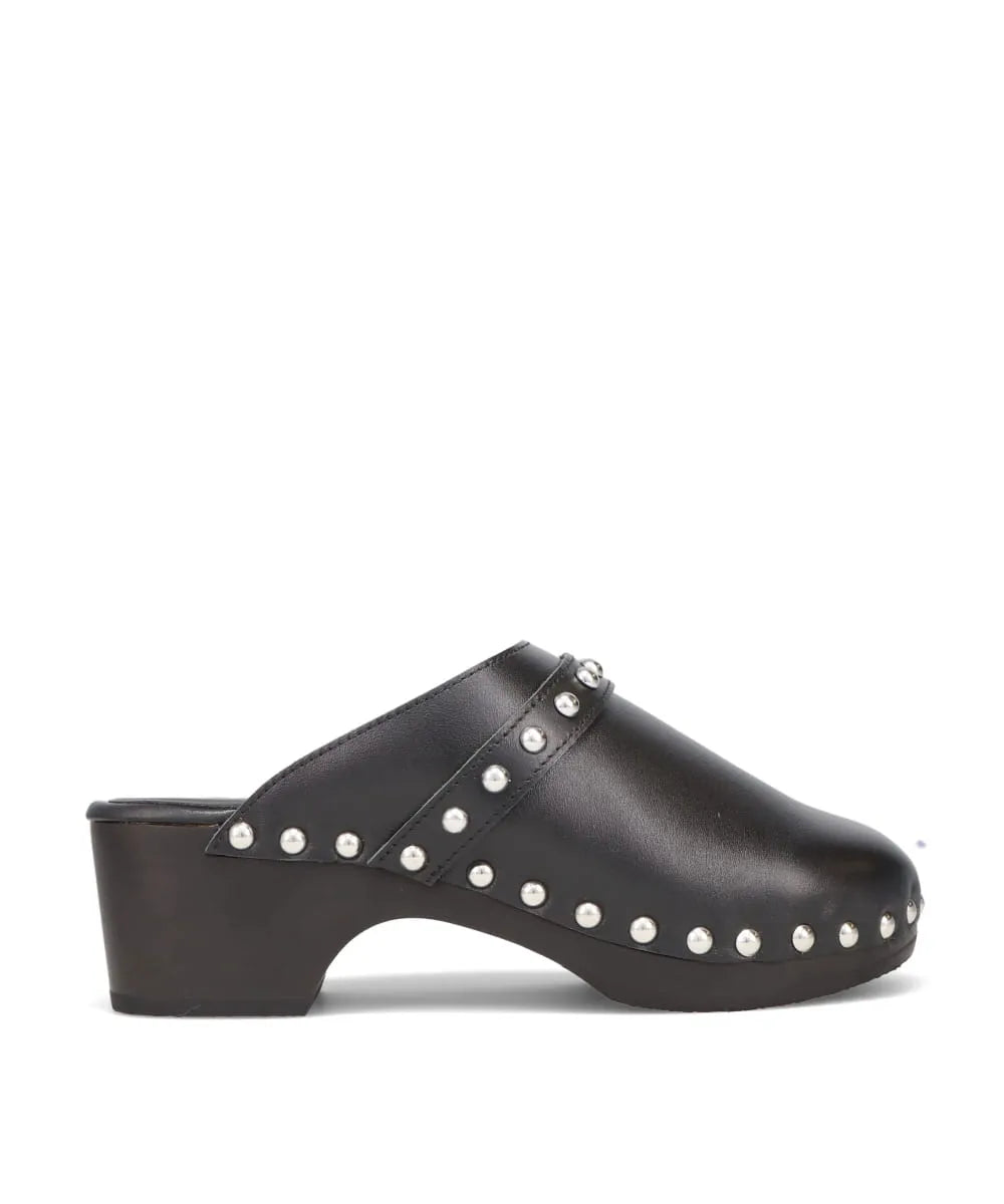 EMBELLISHED WOODEN CROGS