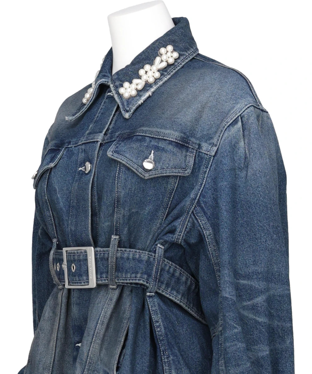 SCULPTED BELT DETAIL DENIM JACKET W/ EMB