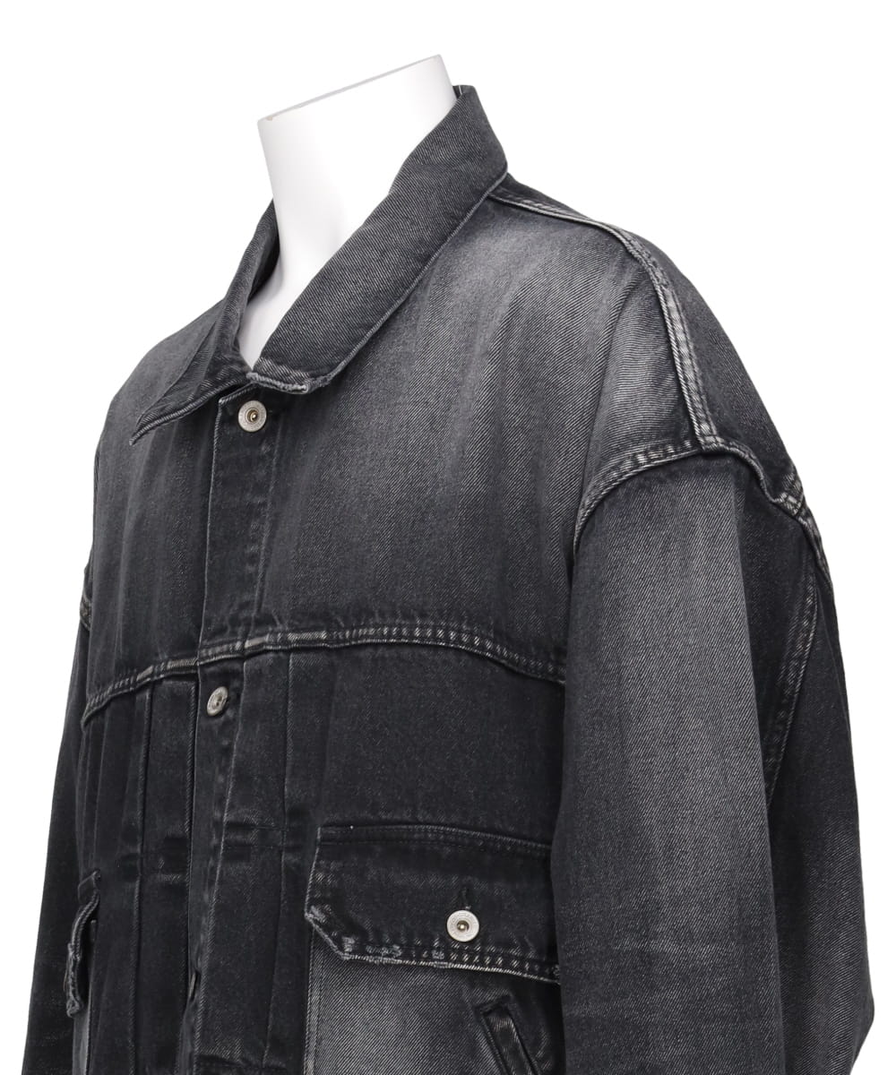 CUT OFF OVERSIZED DENIM JACKET