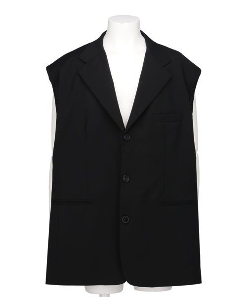 BLAZER WITH ELASTIC IN SLEEVES