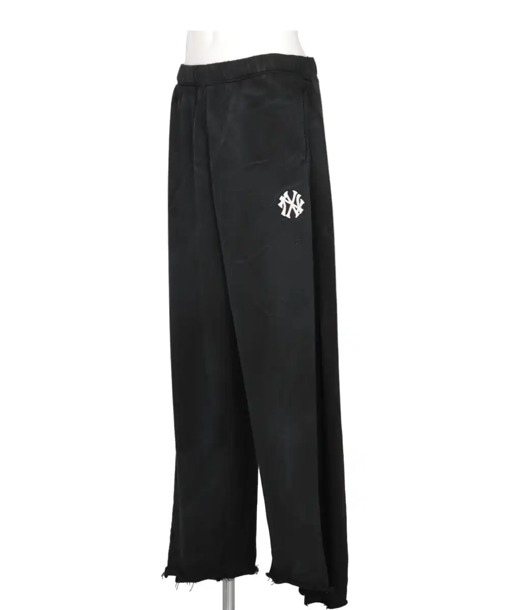 DAMAGE LOGO WIDE SWEAT PANTS