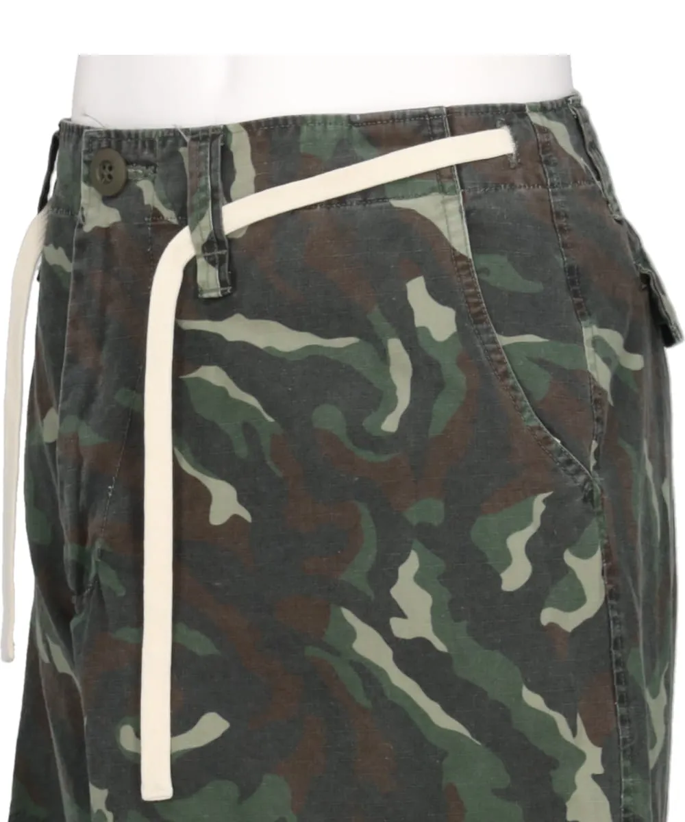 CAMOUFLAGE WASH CARGO BERMUDA PANTS