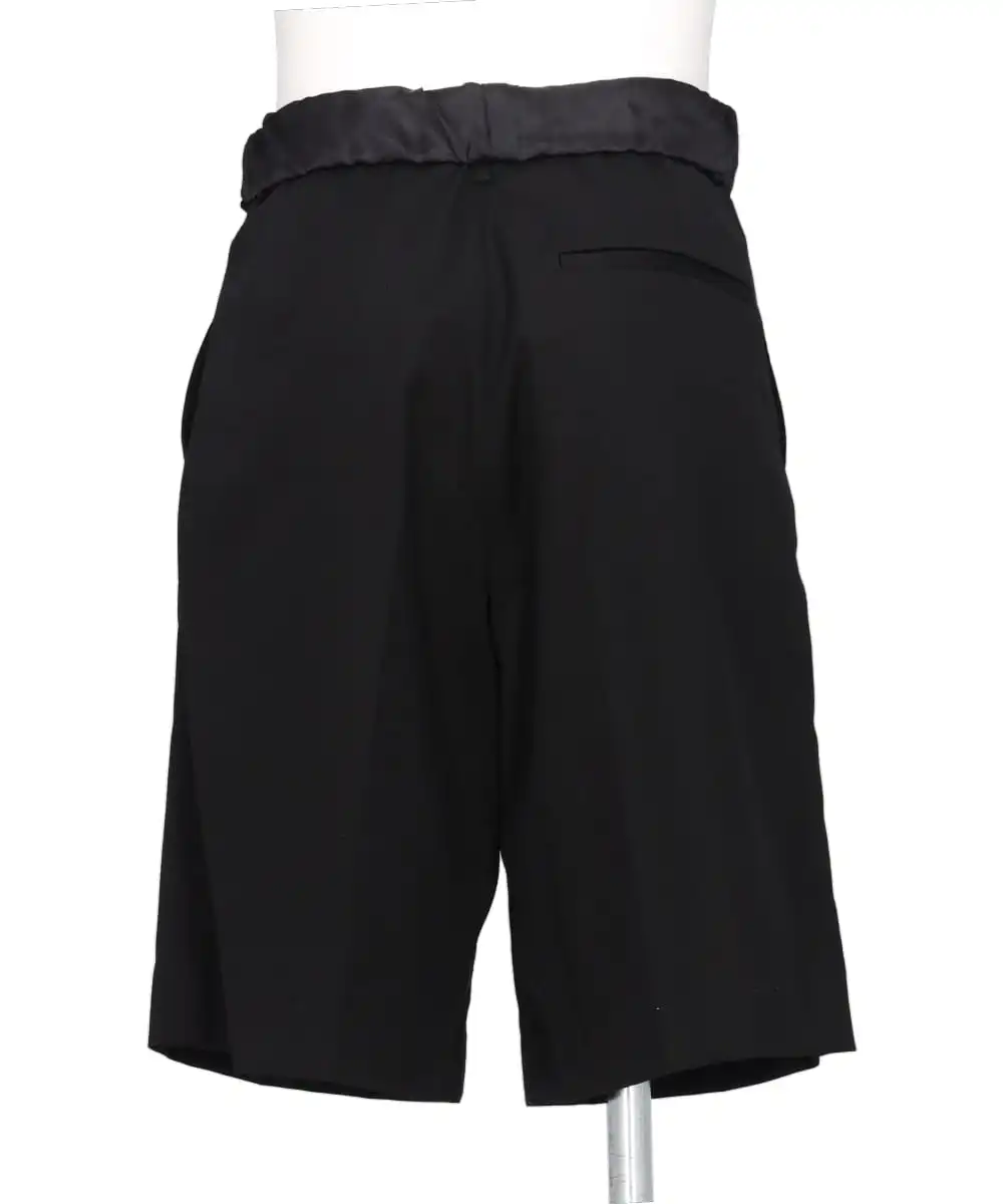 ROLLED-UP LINING PLEATED SHORTS