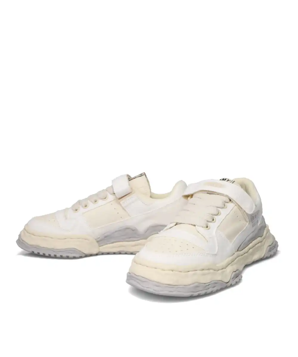 KEITH/ORIGINAL SOLE CANVAS LOW-TOP SNEAKER