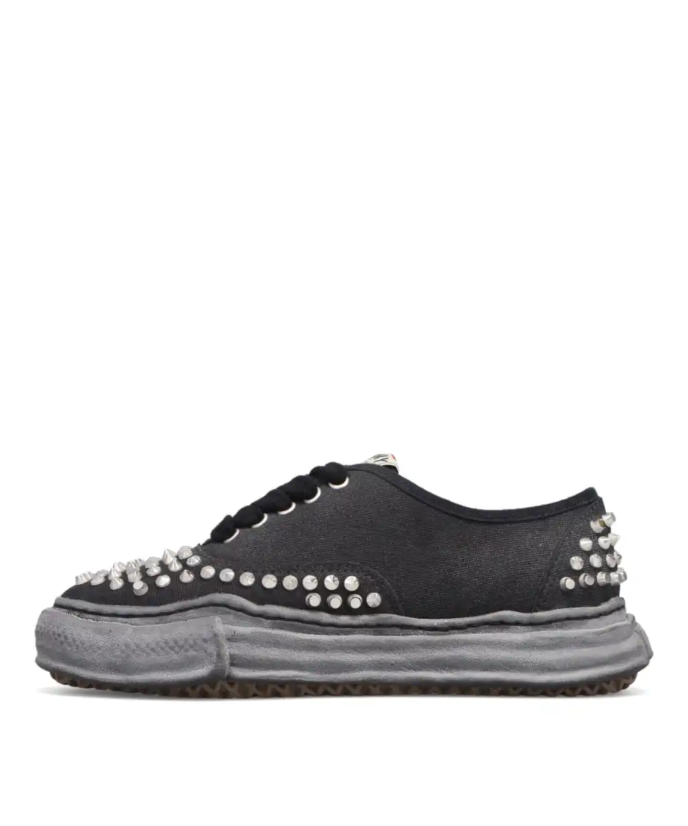 BAKER/ORIGINAL SOLE STUDDED CANVAS LOW-TOP SNEAKER