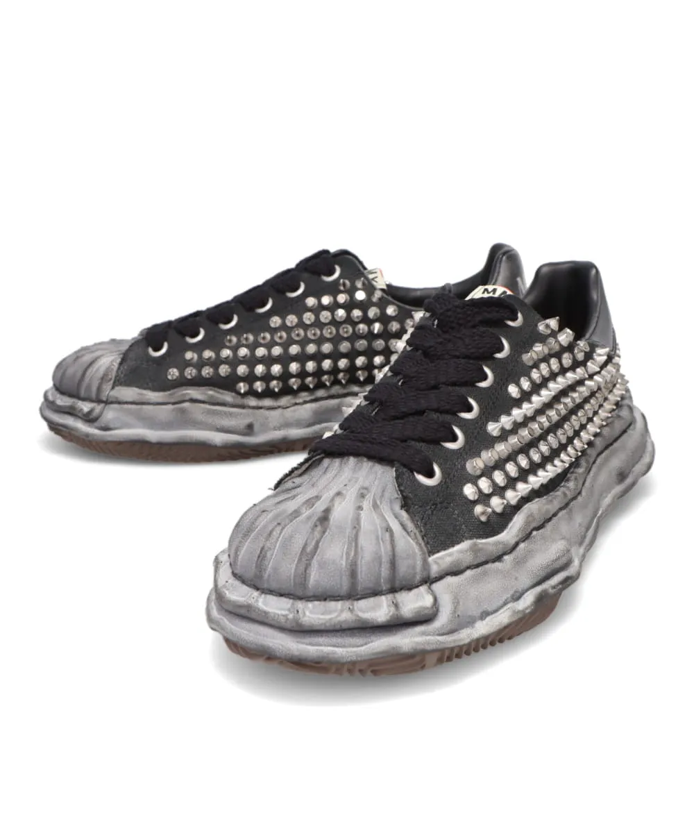 BLAKEY/ORIGINAL SOLE STUDDED CANVAS LOW-TOP SNEAKER