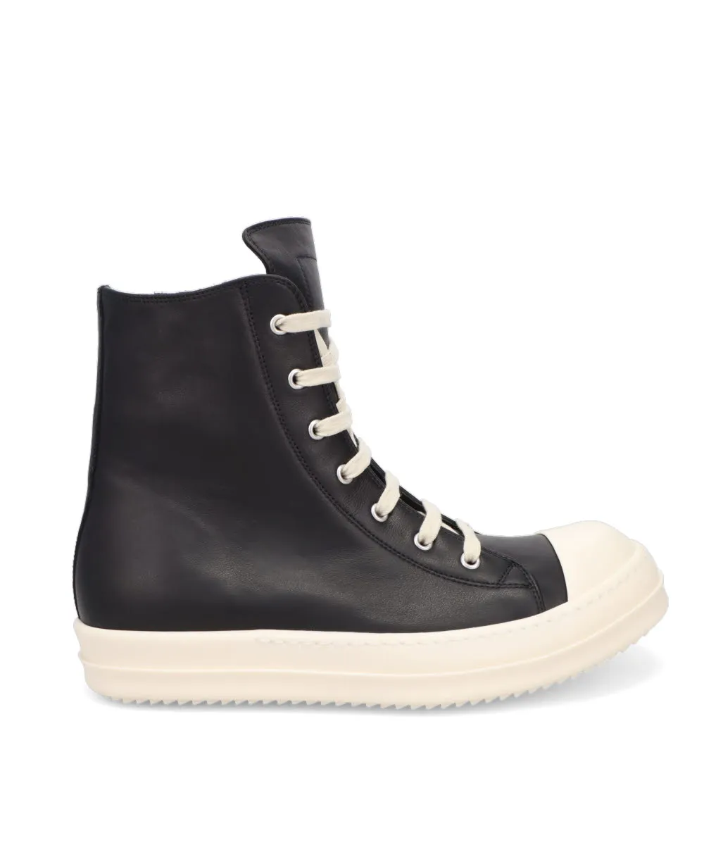 SNEAKERS - BLACK/MILK/MILK