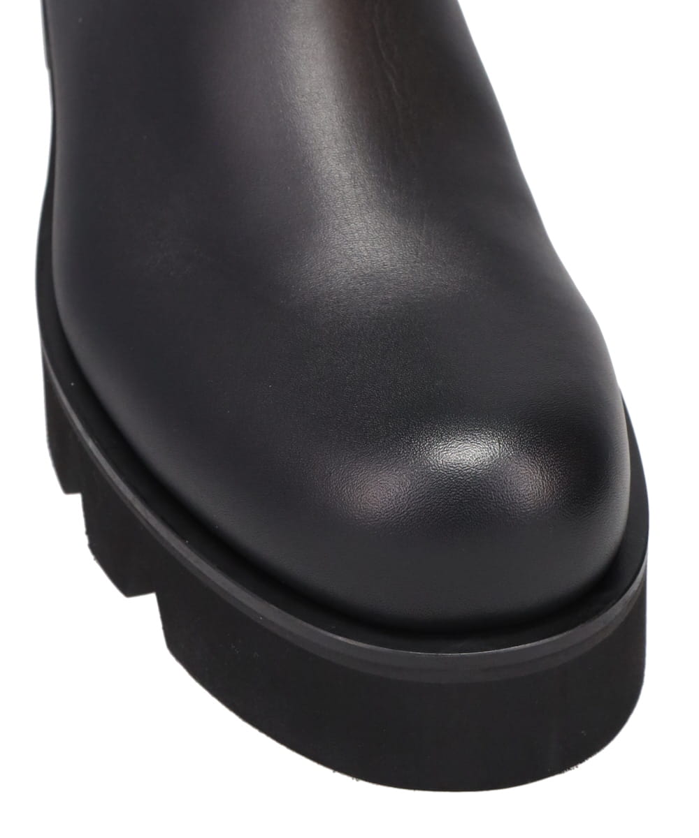 INNERGORE BOOTS WITH CHUNKY SOLE