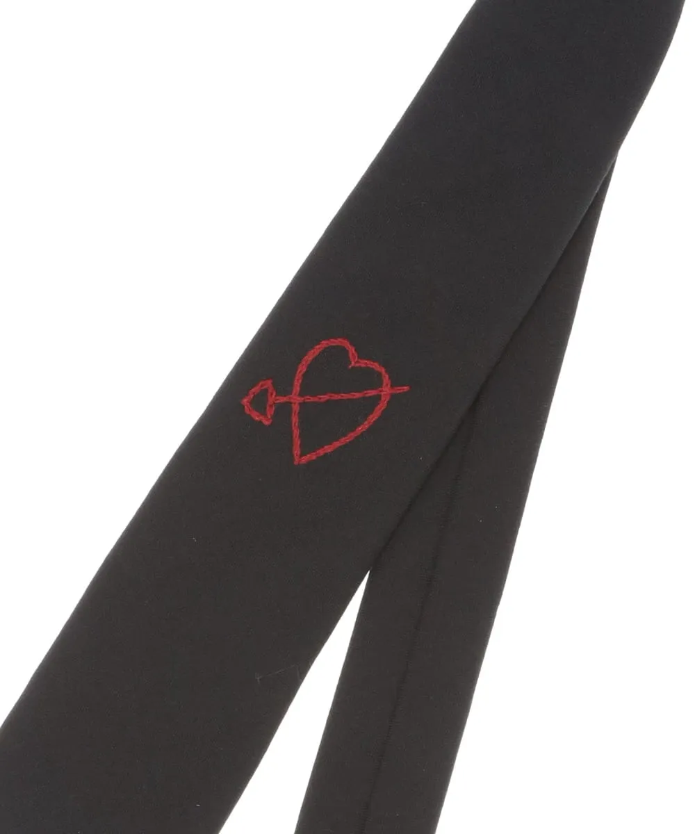 HEART EMBROIDERED TIE