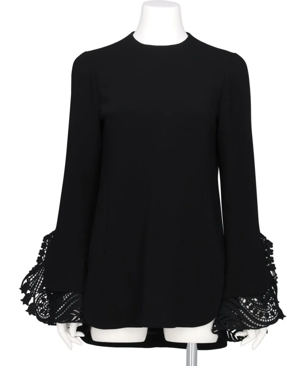EMBROIDERED CUFFS TOP