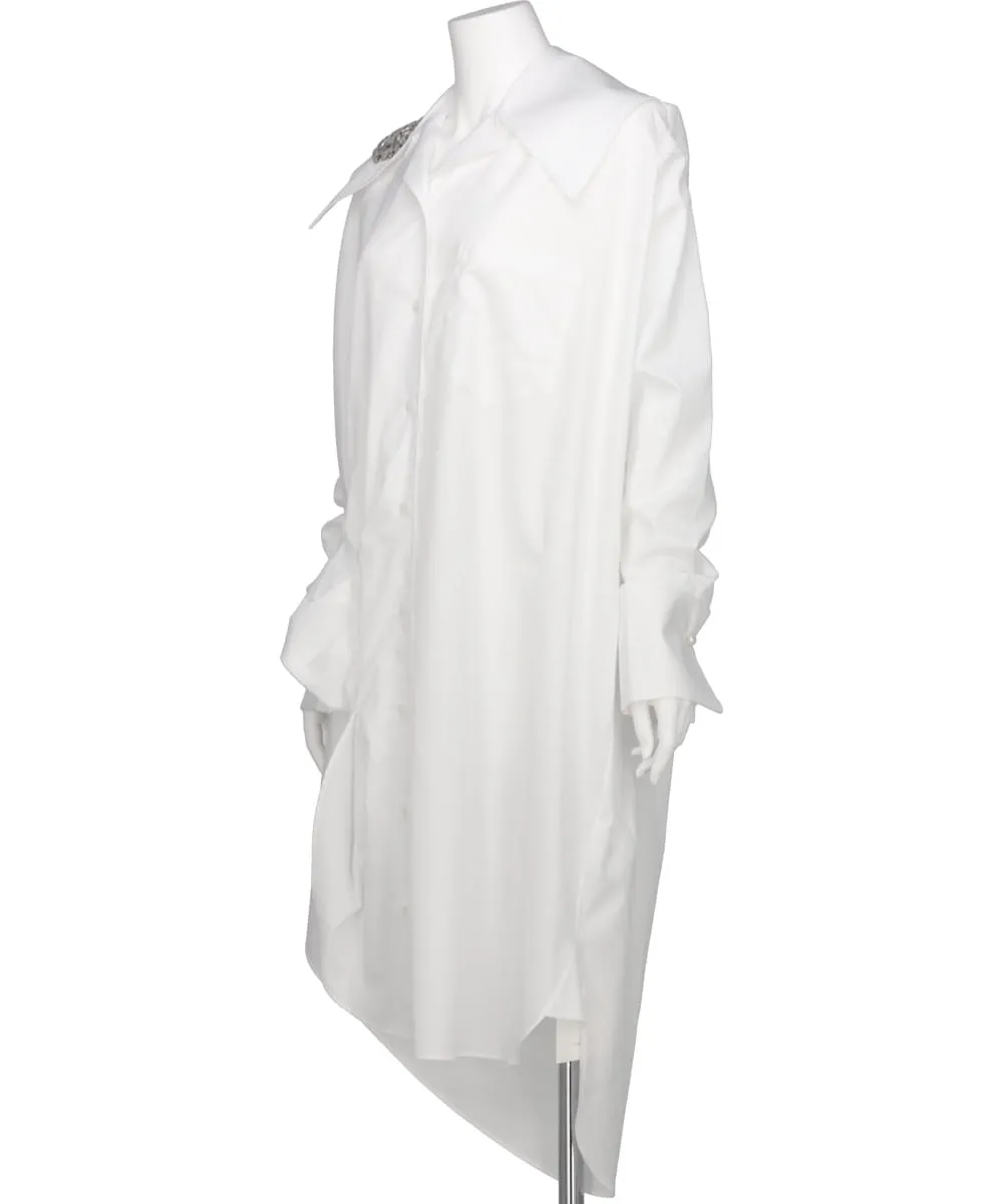 OVERSIZED GATHERED SLIT DETAIL SHIRT W/ EMB