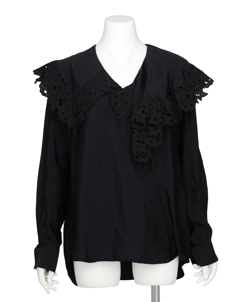 COLLAR EMBROIDERY BLOUSE