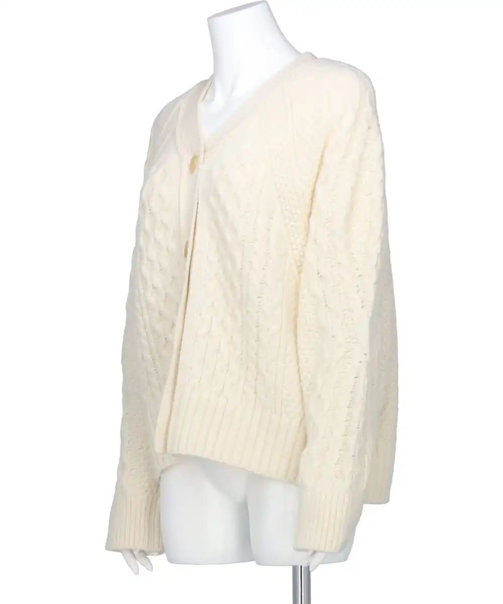 ARAN DIAMONDE SHAPED SLEEVE CARDIGAN