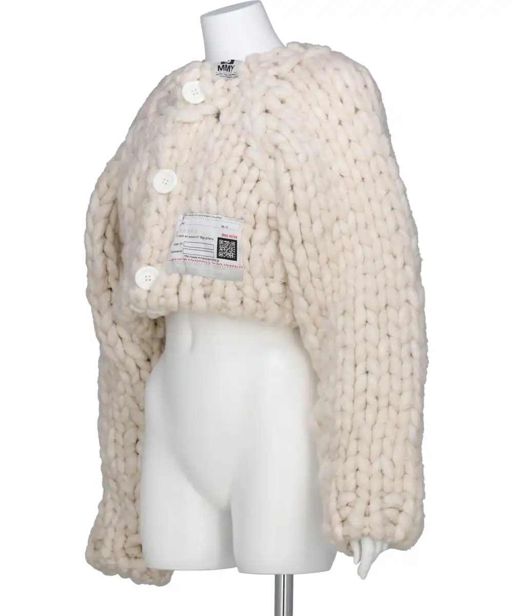 CHUNKY KNIT SHORT CARDIGAN