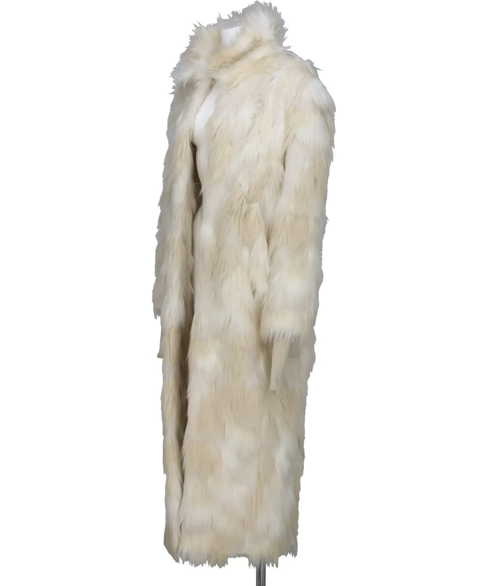 FUR COAT