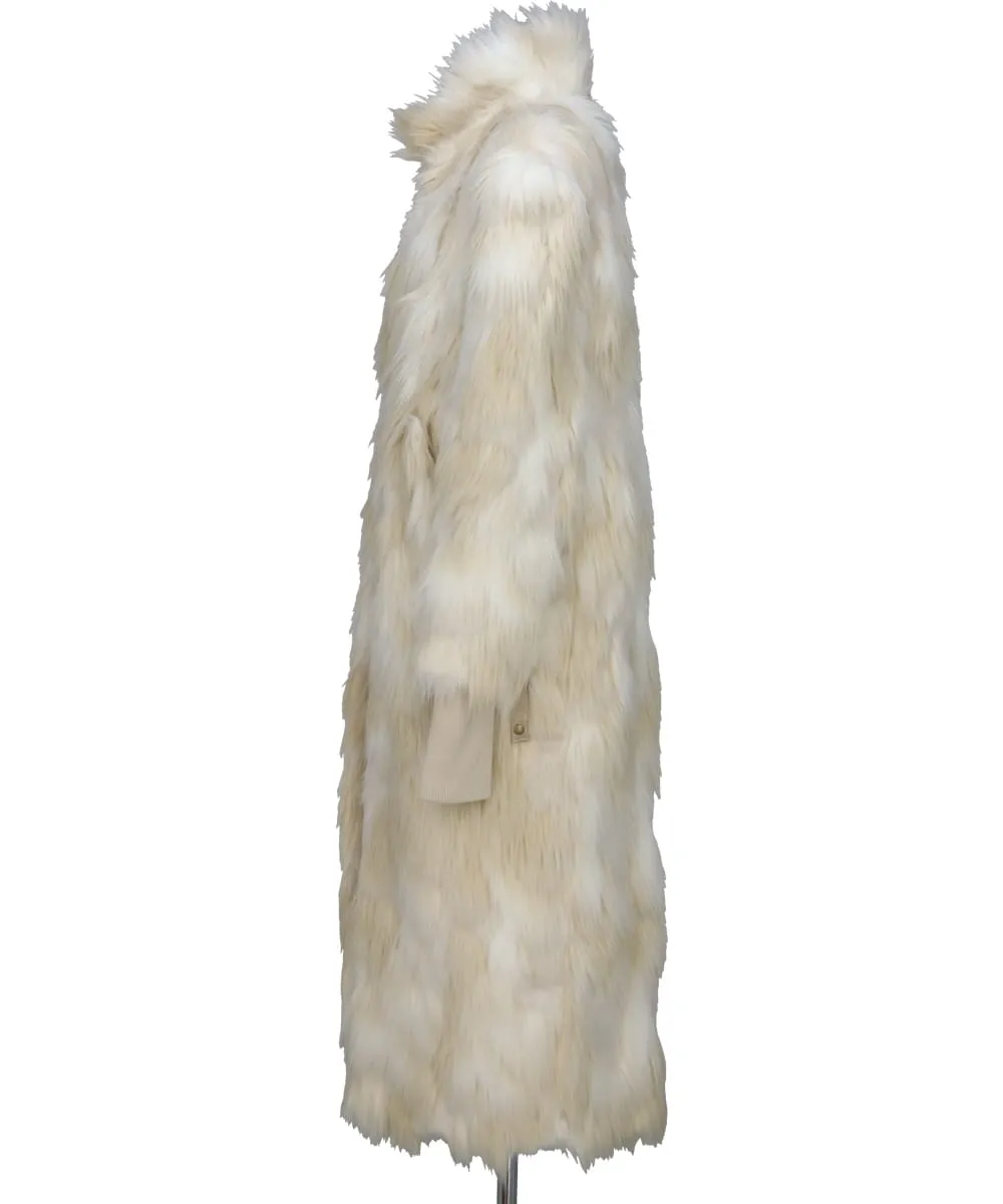 FUR COAT