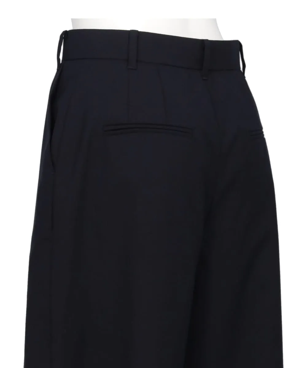 SUIT SHORTS WITH FRONT SLIT