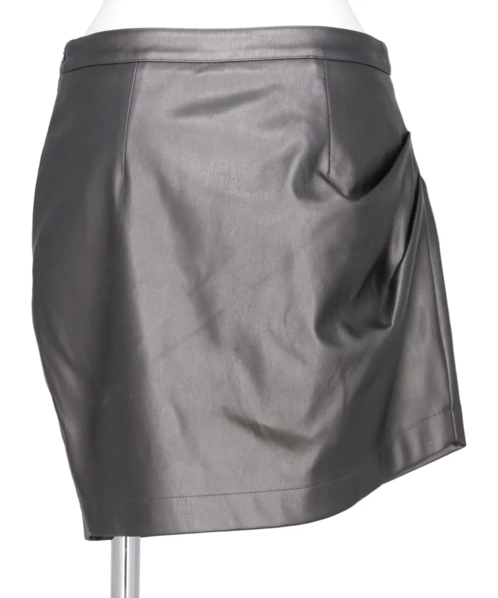 SYNTHETIC LEATHER DRAPE SKIRT